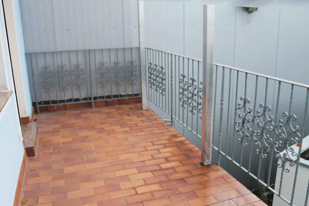 Spacious Apartment In Industrial Area 路德维希堡 外观 照片